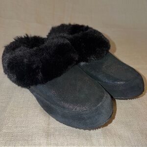 SOREL Faux Fur Lined Slippers size 8